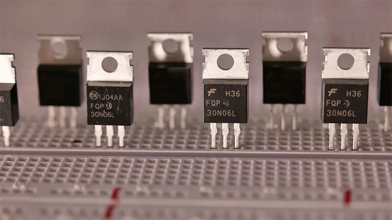transistors & discrete semiconductor supplier